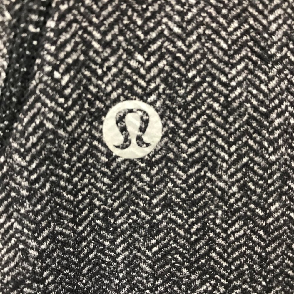 Lululemon Daily Practice Jacket full zip Hooded size 8 - Picture 11 of 12